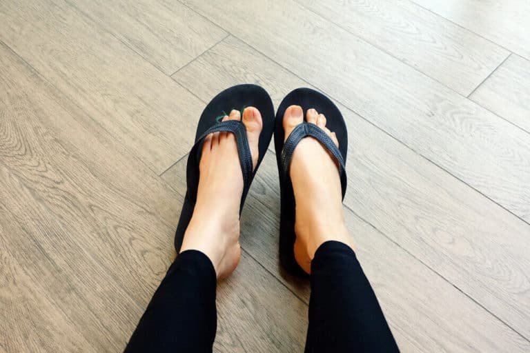 7 Brands Best Slides Celebrities Can’t Stop Wearing