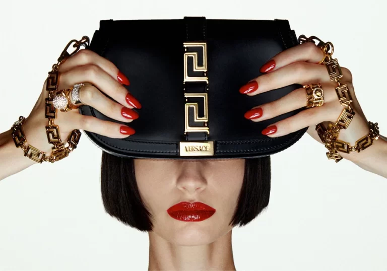 Fashion 2023: Essential Accessories Indoor & Outdoor